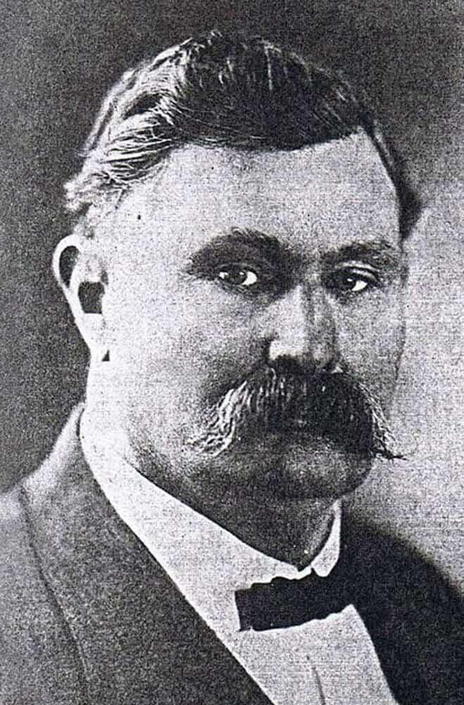 Henry Cobb.